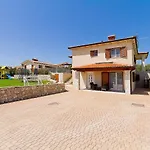 Lucija By Interhome Raša