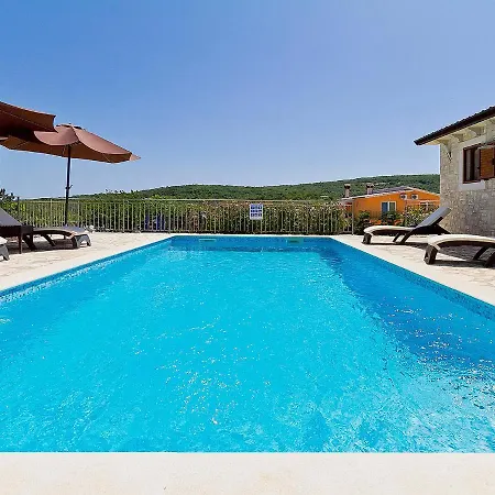 Vila Lucija By Interhome Raša