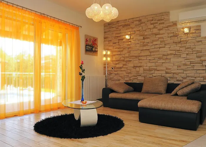 Lucija By Interhome Rasa