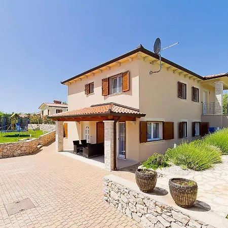 Vila Lucija By Interhome Raša